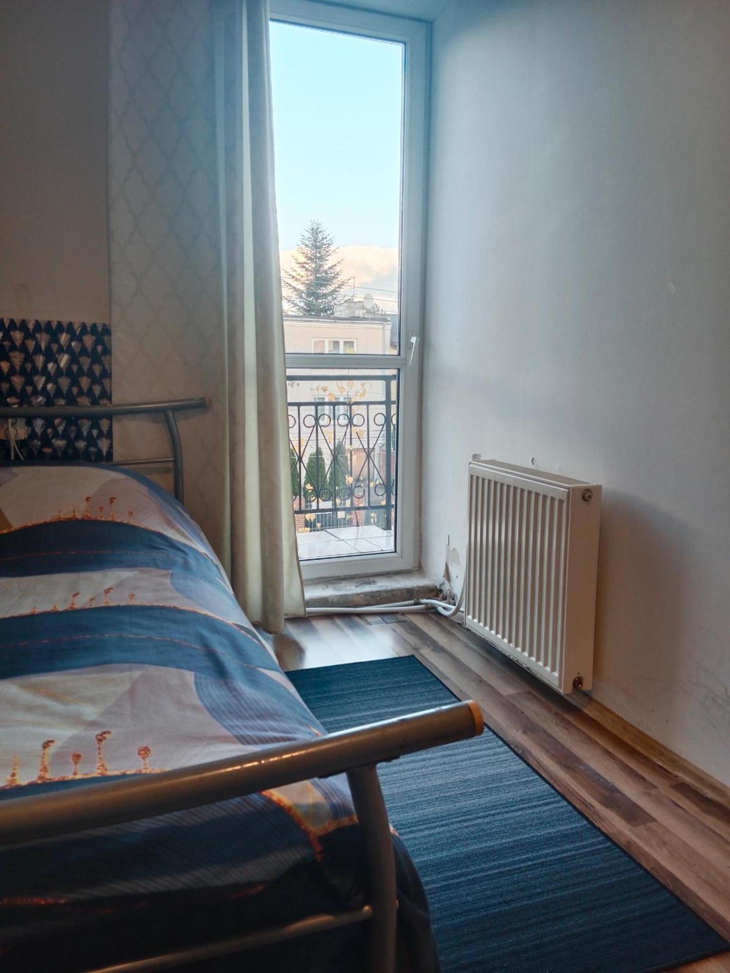 La Madriguera Bed & Breakfast Raszyn Exterior foto